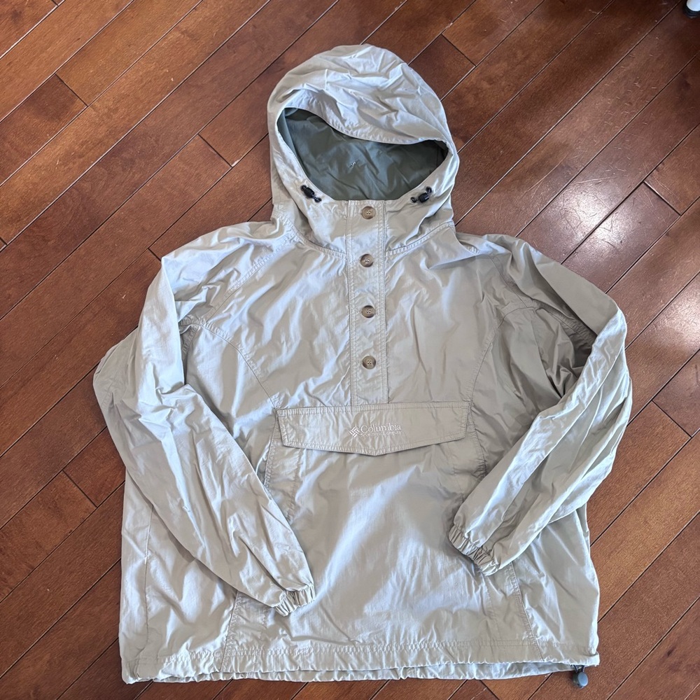 Columbia Women’s Pullover Beige Hooded Windbreaker